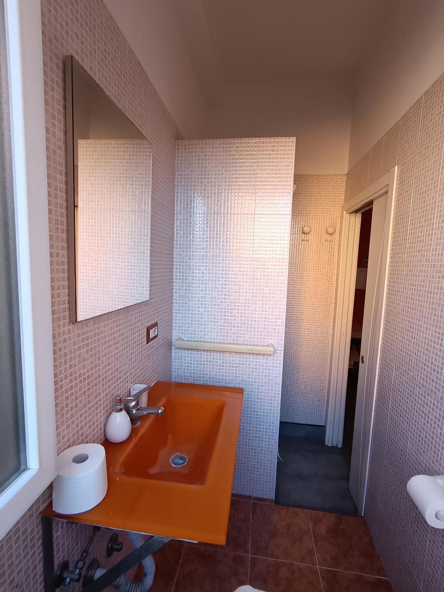 Adriatic Room 50 M Dalla Stazione Ferroviaria Di Ciampino E Dalla Navetta Aeroportuale Exterior foto